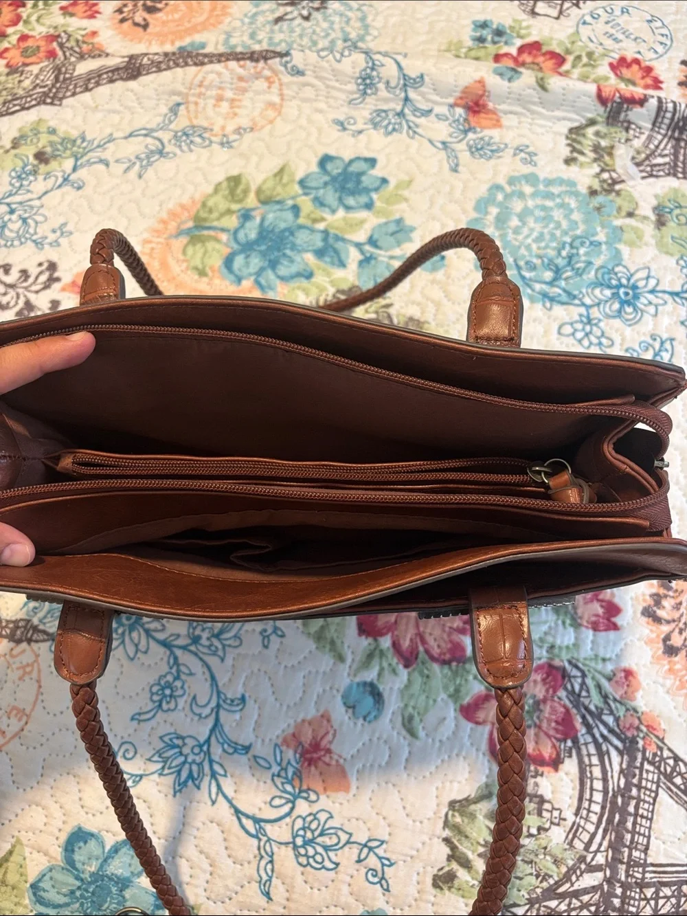 Bueno shoulder tote